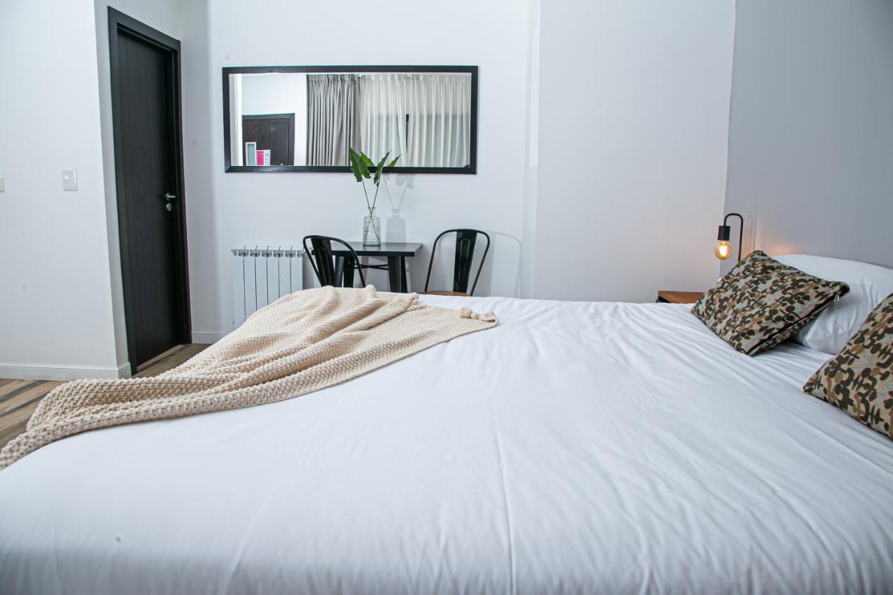 Senderos Aparts & Suites El Chaltén Extérieur photo